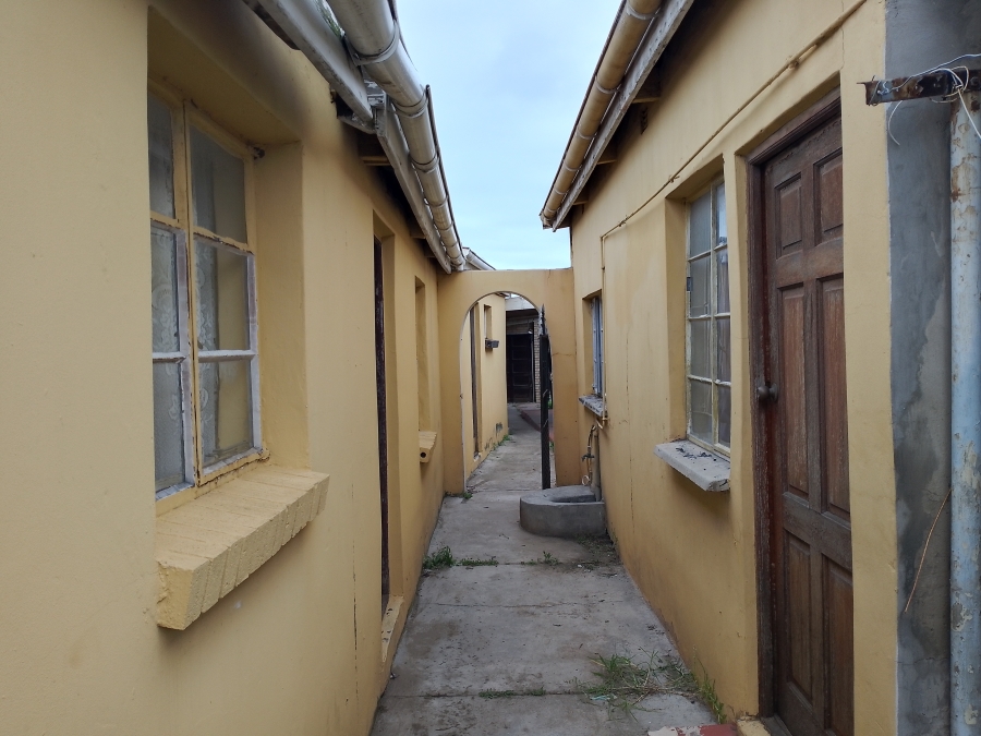 2 Bedroom Property for Sale in New Brighton Eastern Cape